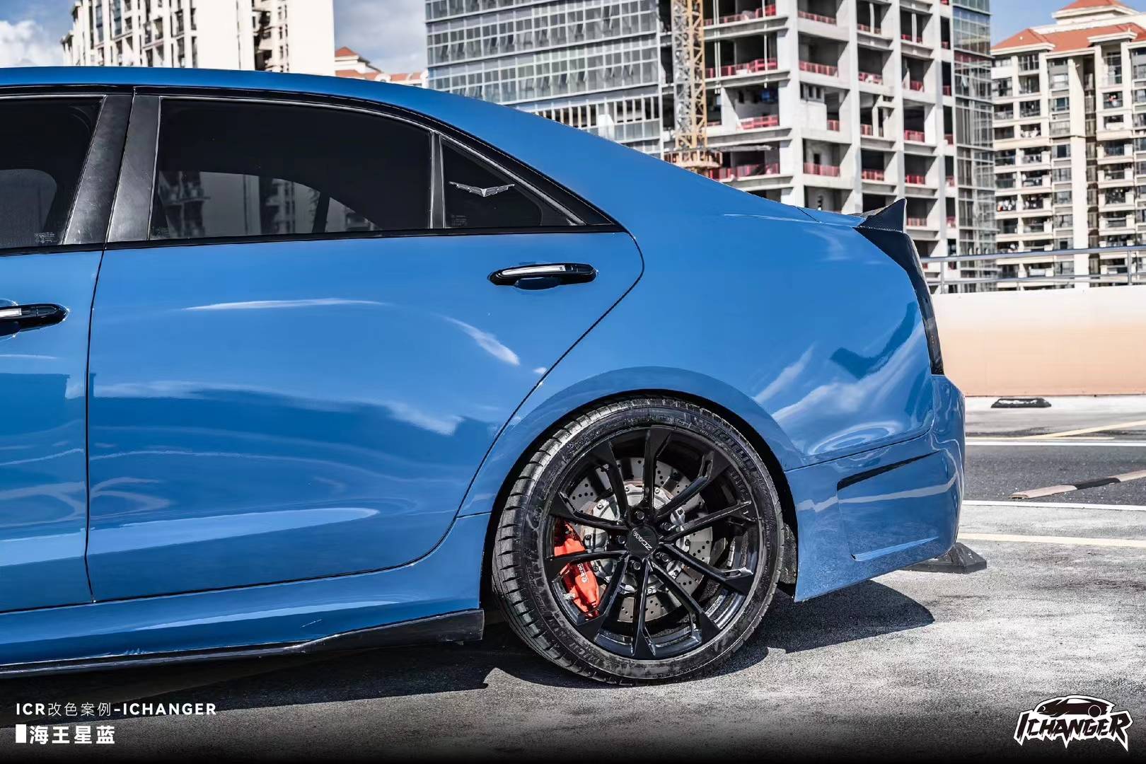 凯迪拉克ats-ichanger改色膜海王星蓝,呈现出迷人的蓝色