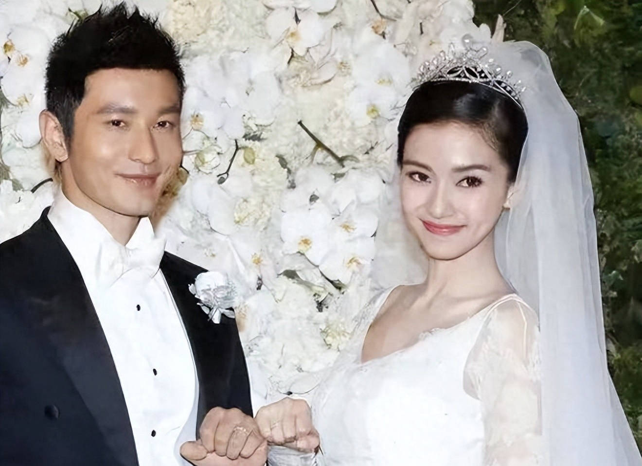 回顾:离婚仅1年,baby沦为背景板黄晓明去油成功,走上了不同的道路