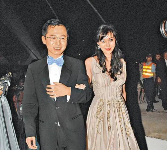 船王赵世光:留给女子70亿,长女继位,儿子习武,三哥睡上万女子_赵从衍