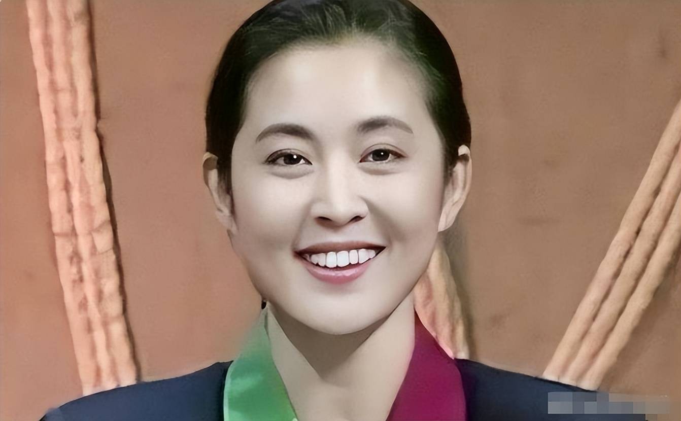 原来倪大红的姐姐是倪萍?网友:怪不得能火_倪炜_长相_梦想