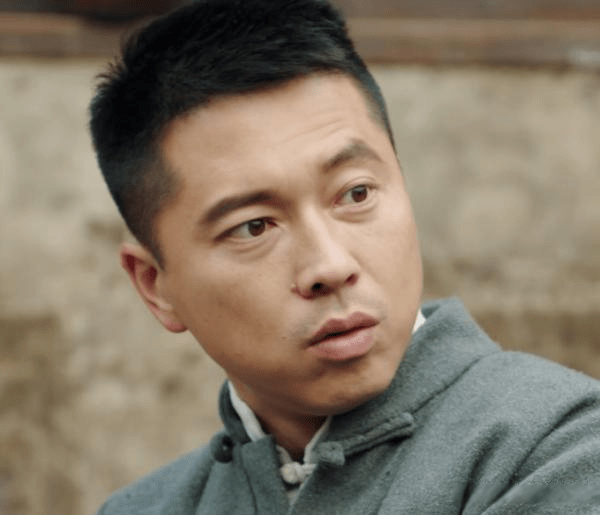 《铁马豪情》孙爽太圈粉了,校花女神出道,妥妥的纯天然气质美女