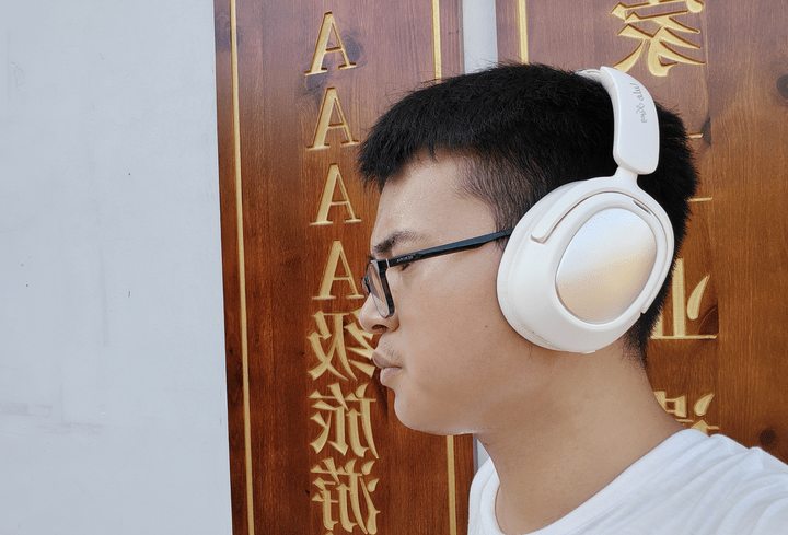 续航、音质双拔尖，48dB混合降噪，灵野G6头戴式耳机体验拉满