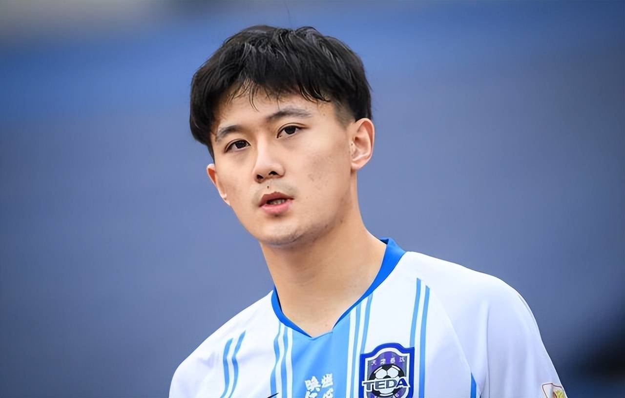 在国家队中,刘诚宇,王一凡,温竹新,吴启鹏等球员都是申花培养出来的