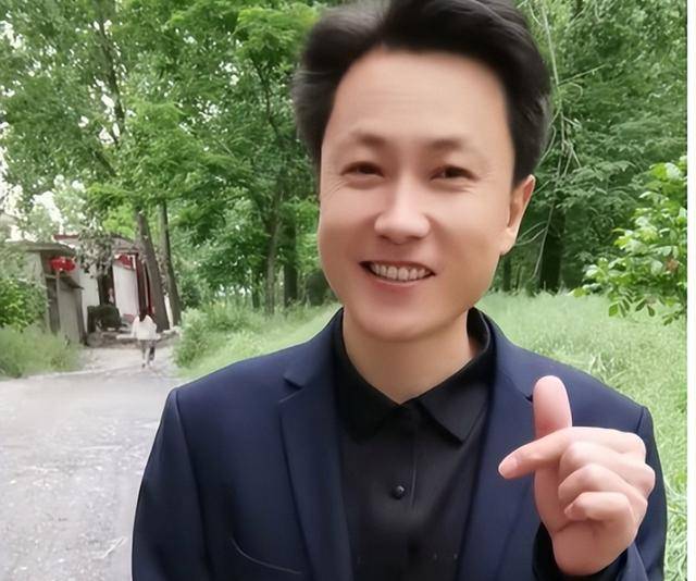 网红秀才疑似与合作伙伴闹掰,曾被举报欺诈51万
