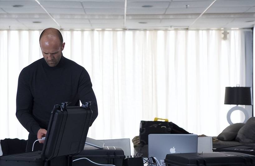 杰森斯坦森通过机械师,走上了另一条康庄大道_正义_亚瑟_电影