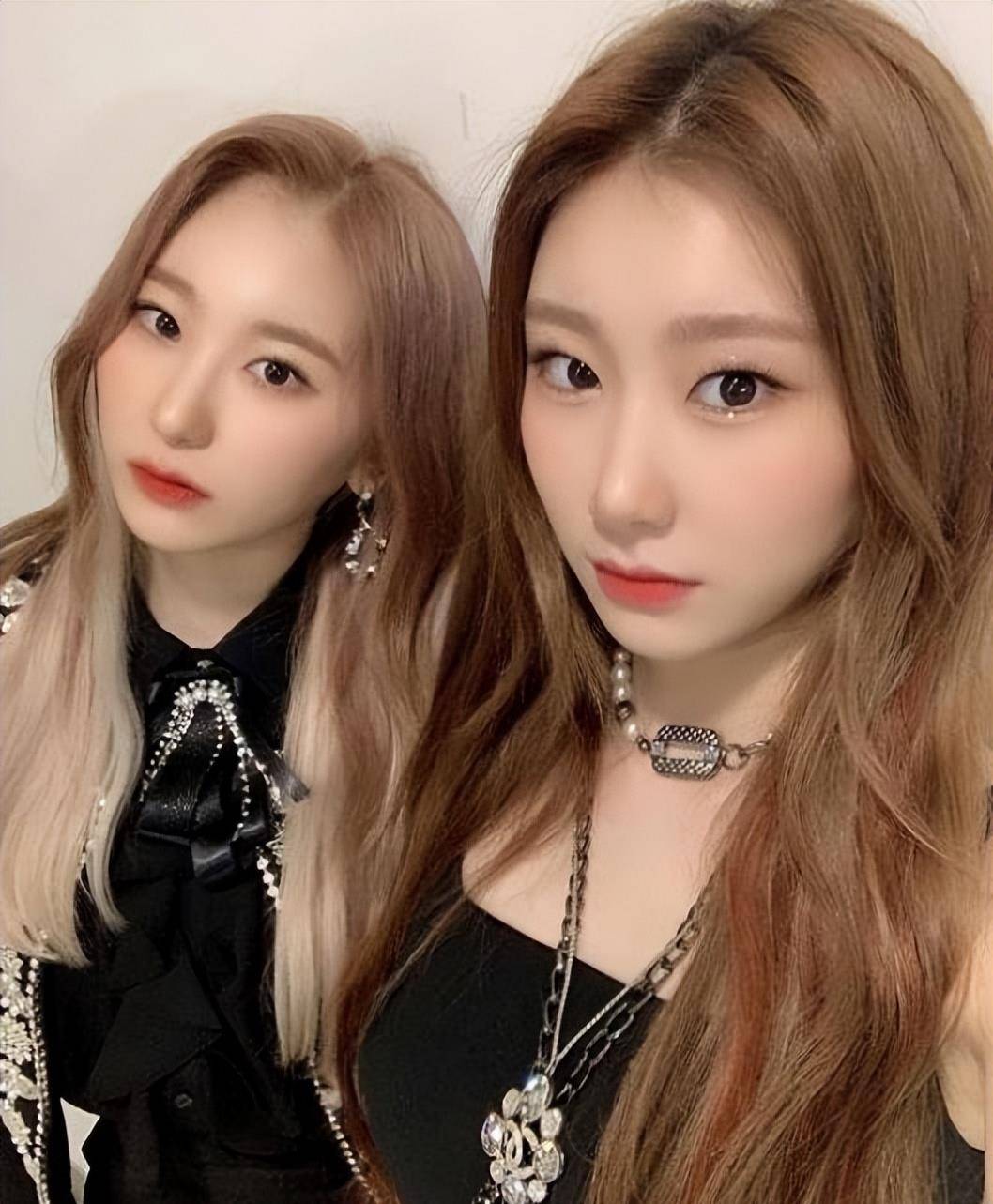 参加选秀屡遭淘汰,后靠实力逆袭itzy主舞,却是家境富裕的千金?