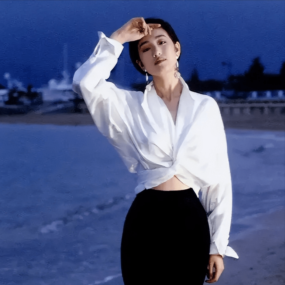 巩俐情感坦白!泪洒现场,首次公开承认拥有儿子:"他是残疾人!