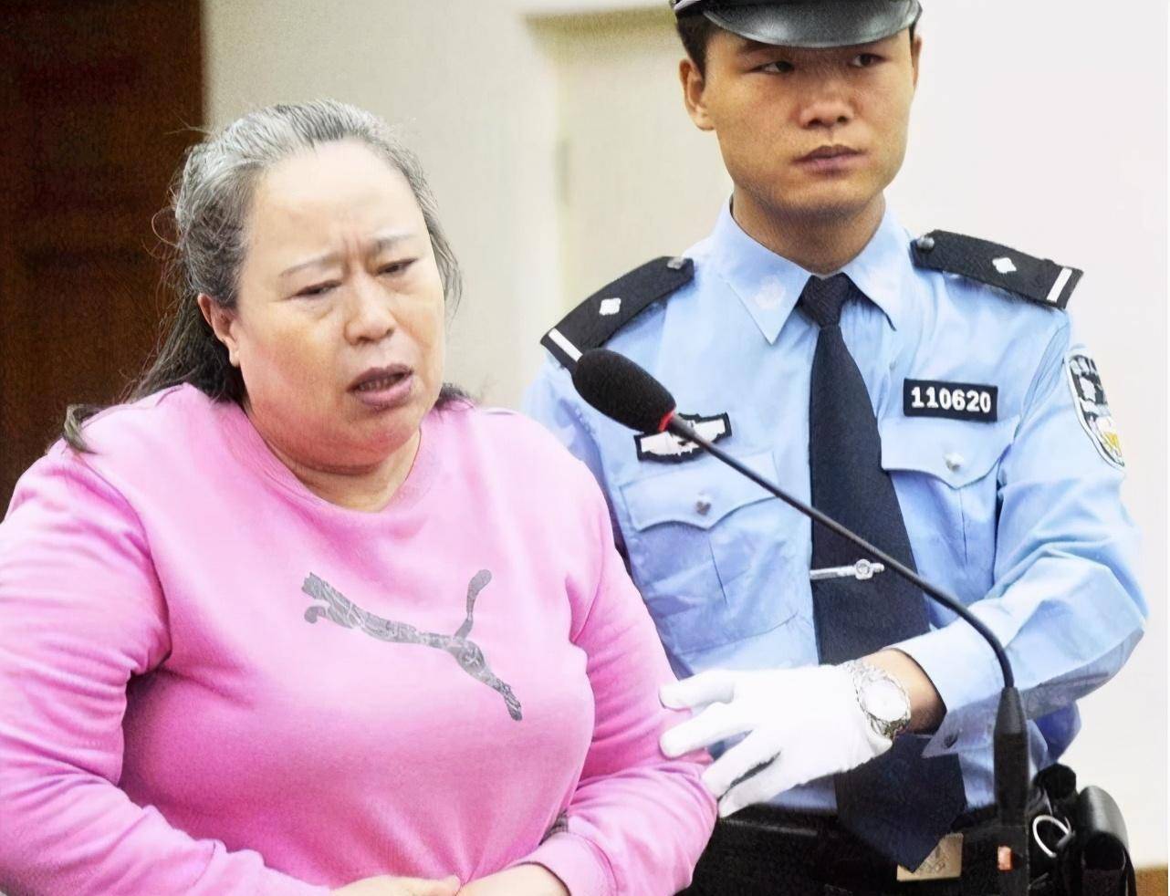 亿万富翁丁书苗,靠卖鸡蛋发家,被抓后:我做慈善只是