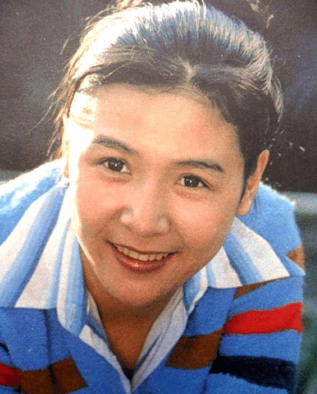 演员郭靖:当红时息影嫁人,和丈夫四次离复婚,62岁的她现状怎样_马静