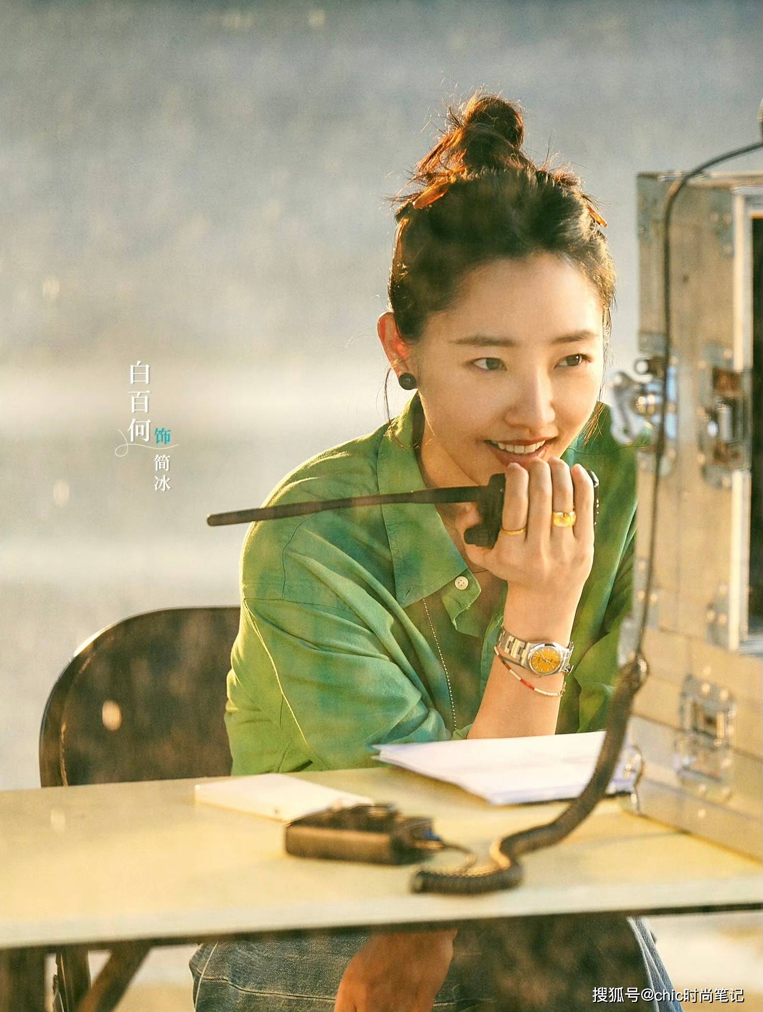 《骄阳伴我》里的白百何职场穿搭,慵懒而小资,衣品超级赞_外套_下身