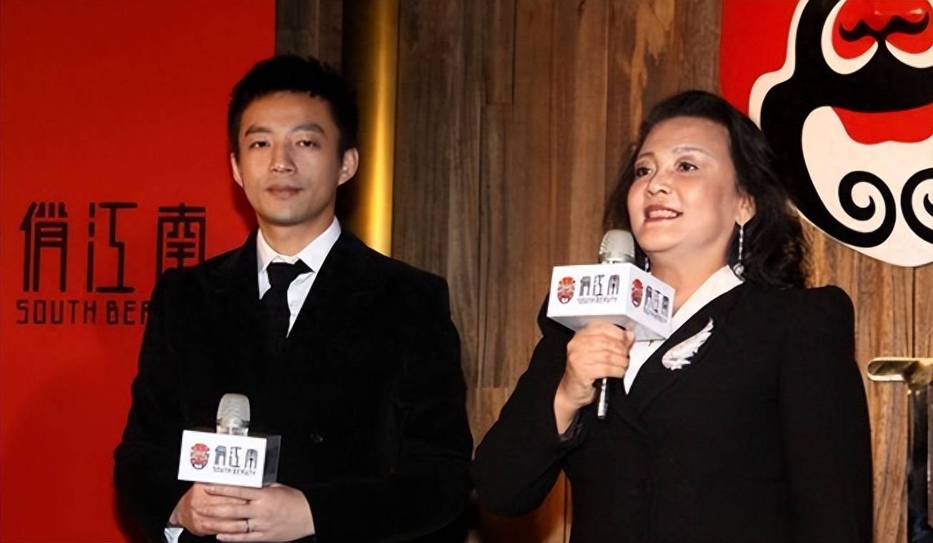 "王烁:打骂女记者,枪指刘涛老公,掌掴继母王艳_王志才_因为_牛萌萌