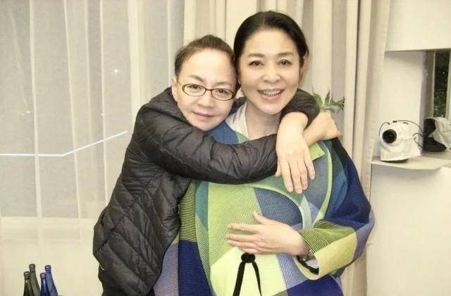 宋丹丹的坦白爱情:一生5个男人,婚内直言"我爱上别人了"_袁钢_母亲