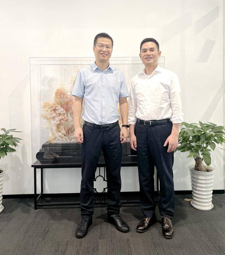 宁波经济技术开发区商务局副局长胡浩峰一行莅临豪雅