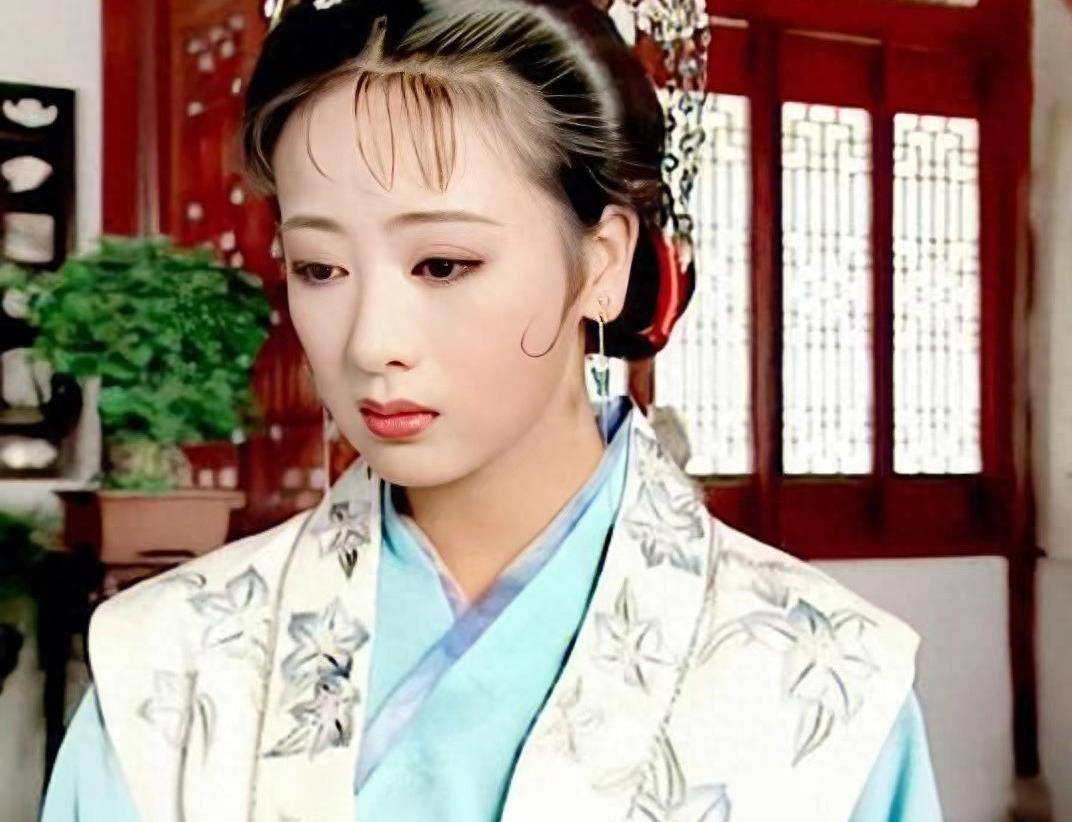 《上错花轿嫁对郎》杜冰雁的妆造有多绝?