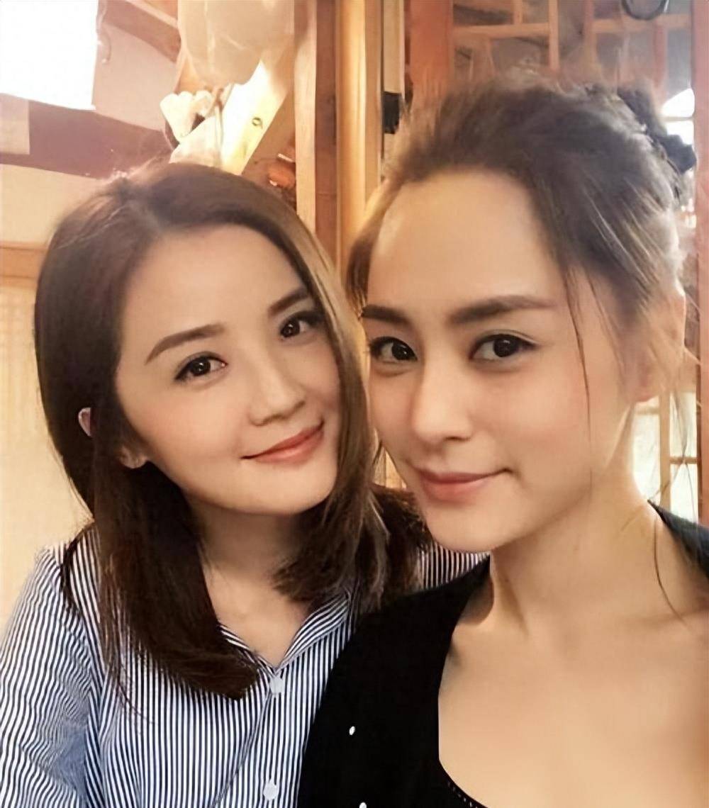 阿sa:巅峰时期隐婚4年,正面刚杨颖,为阿娇两肋插刀换一生挚友_陈伟霆