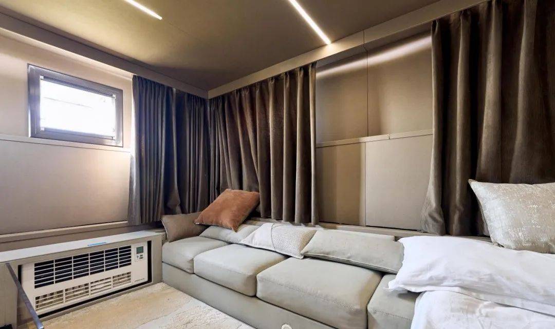 双48v/302ah锂电(约29度储电),5000w充逆变一体机,1000w太阳能电池板