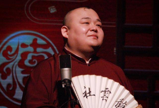 德云社杨鹤通晒照,师弟调侃引发评论区热议_工作_关九海_学历