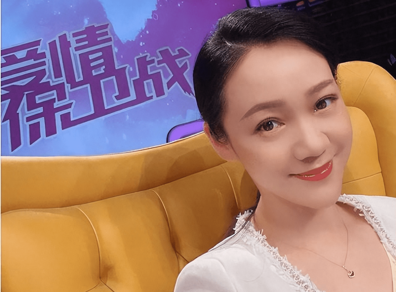 后来有知情人透露罗彬跟自己的老婆有孩子,好像孩子已经有16岁,只是没