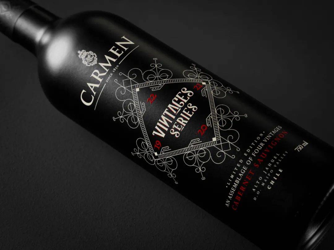 卡乐门酒庄创新佳作 四年份混酿赤霞珠限量版诠释迈坡谷杰出风土_葡萄