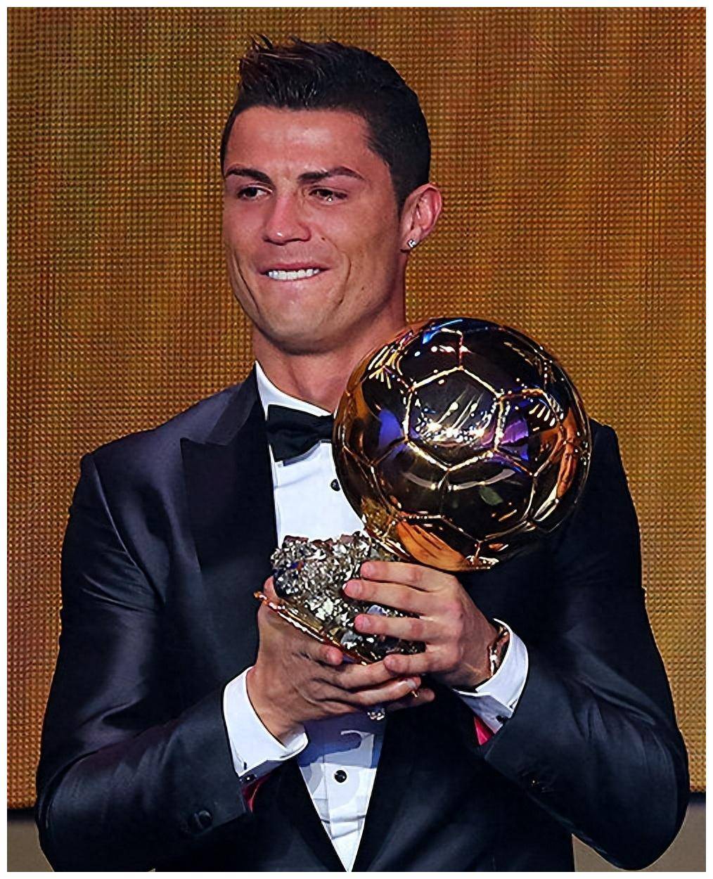 c罗20年来首次跌出金球奖名单!