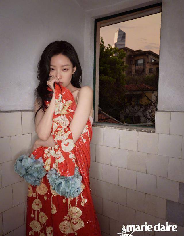 倪妮:清理了衣橱,更喜欢卸妆的自己_造型_因为_表演