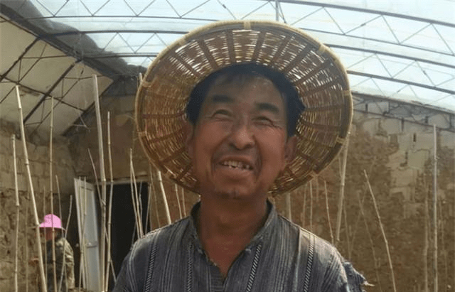 王青松:从北大学霸到山野村夫,携妻带子隐居山林11年,花350万_张梅_小