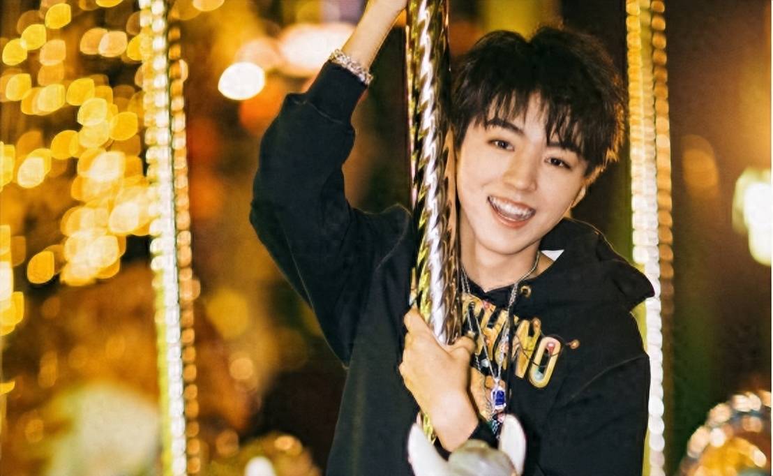 王俊凯与时代峰峻分手,单飞新起点,再见,tfboys的青春梦想_时候_中国