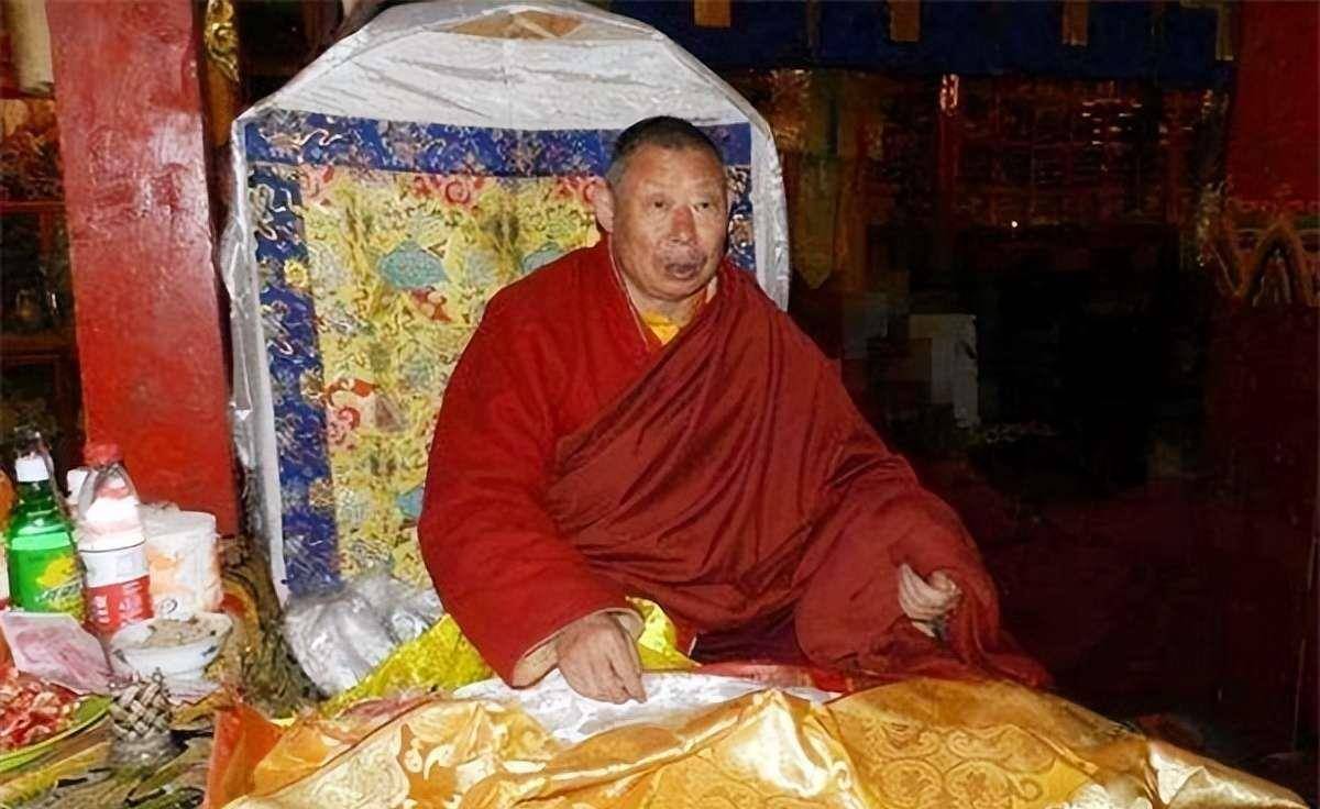 纪实:山东狱警王兴夫,却伪装成"活佛",住大别墅,欺负女弟子_气功_鲁绒