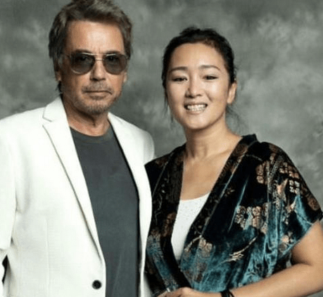巩俐竟然有个儿子是聋人,她笑着承认_黄和_孩子_张艺谋