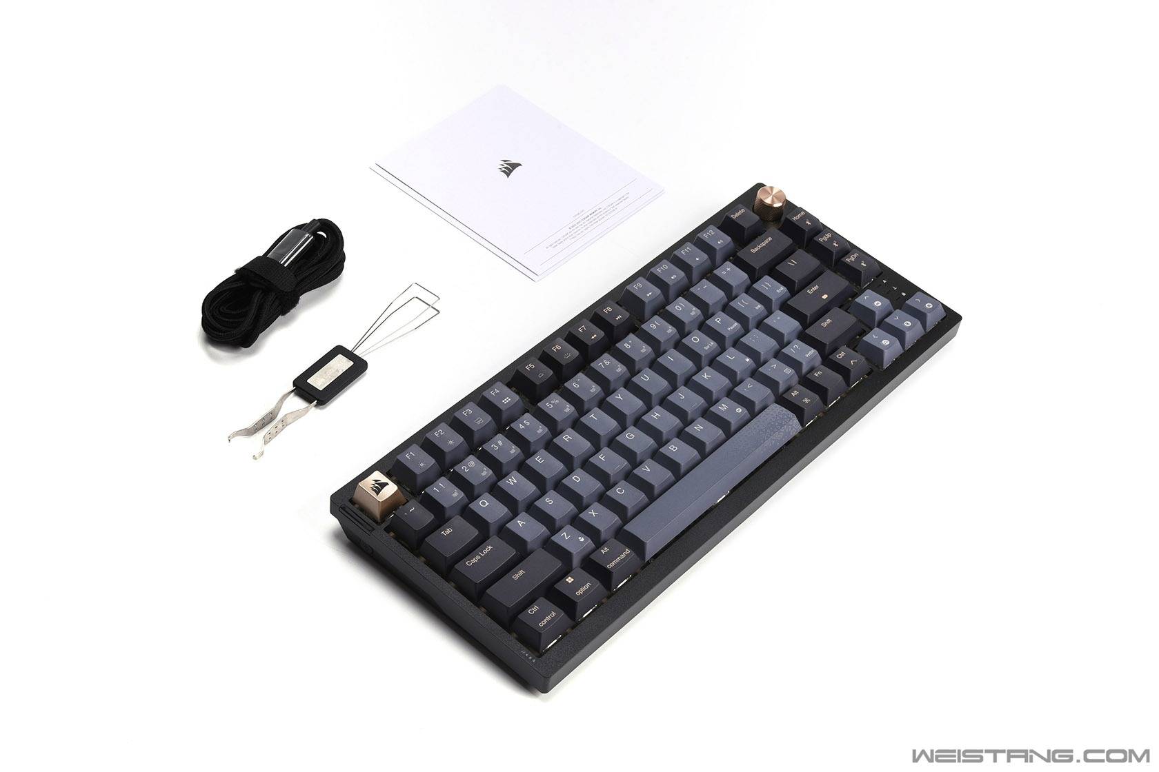 美商海盗船k65 plus 75%三模无线游戏键盘评测_特写_设计_蓝牙