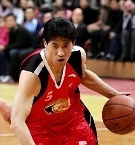 张劲松出任地方队教练,携手李晓勇,冲击亚洲冠军_挑战_篮球界_团队