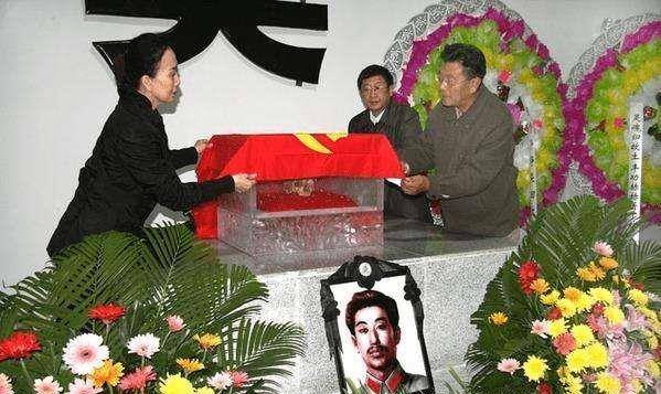 2004年,长春民工挖出一颗无名头颅,专家鉴定:烈士遗骸_赵尚志_东北抗