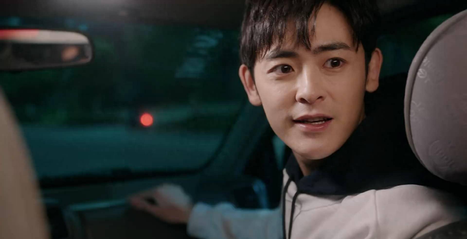 李欣泽饰演的陈乐着实让人惊喜,阳光开朗大男孩的人设简直就是剧中的