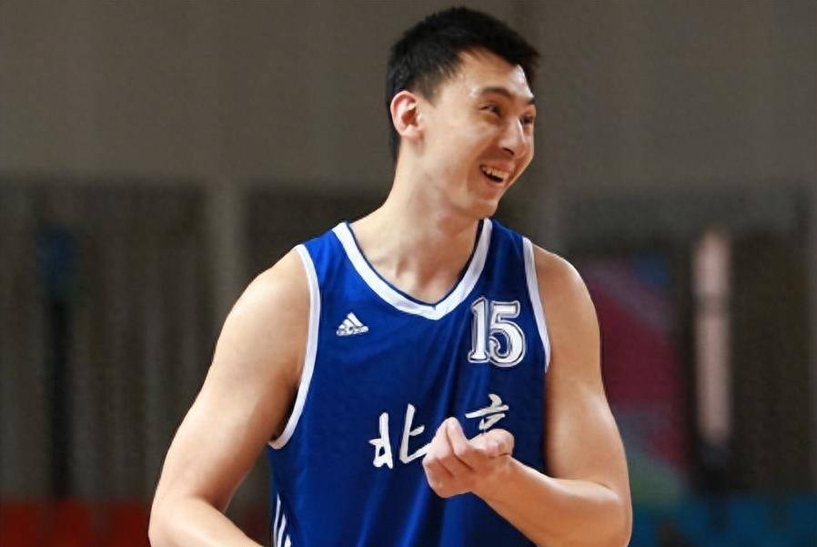 19年首钢队长吉喆肺病离世,4年后女子未再婚,恩师闵鹿蕾将退休_指导