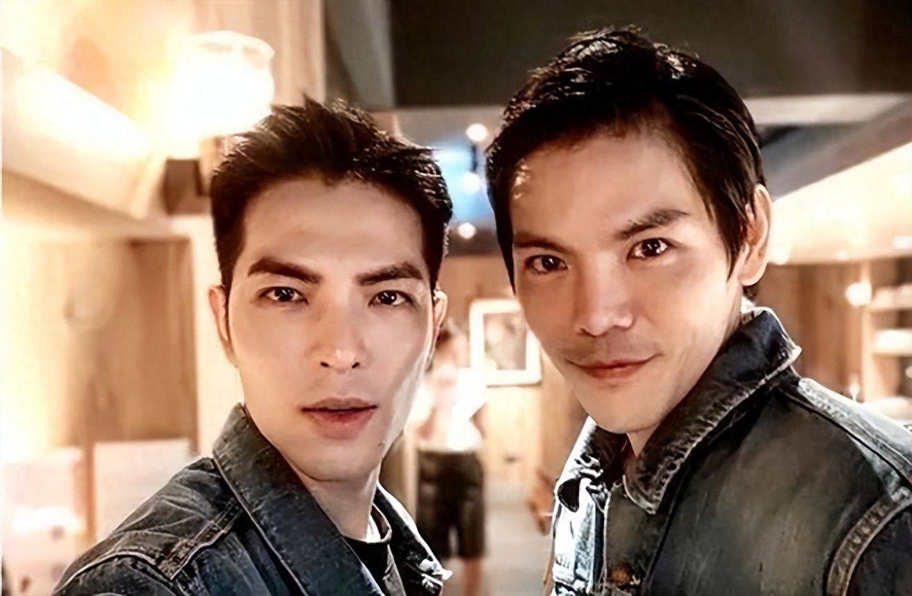 39岁「最强星二代」豪掷五亿仍捧不红_向佐再_向太_向华强