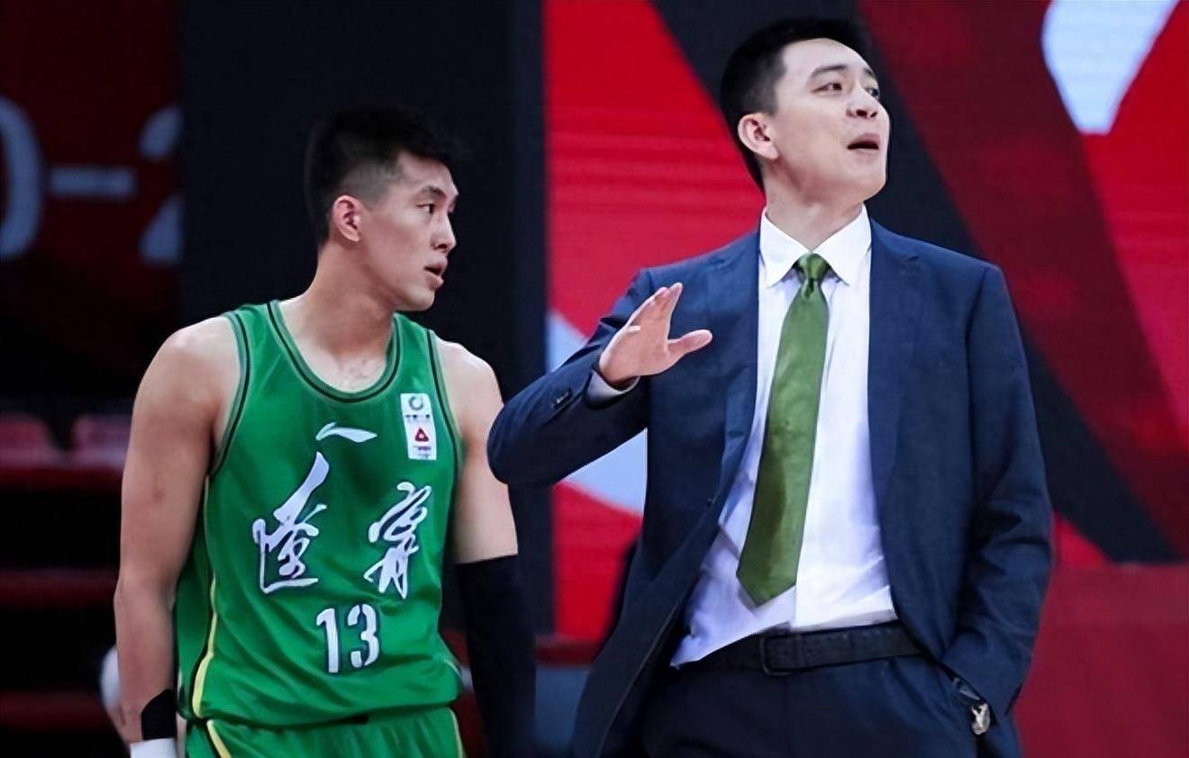 杨鸣转投下家,球迷大呼意外,原来大家都猜错了_上