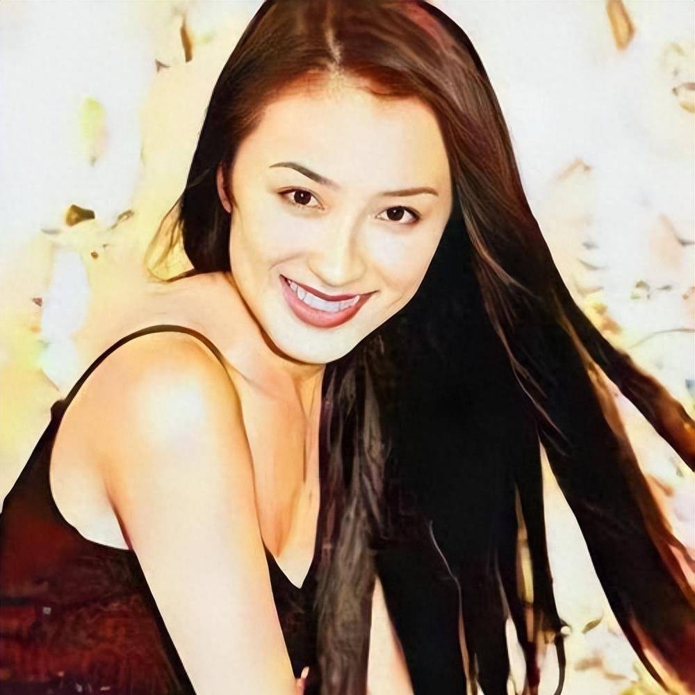 张丰毅妻子霍帆:被宠成女王,结婚29年无子,视继子如亲生