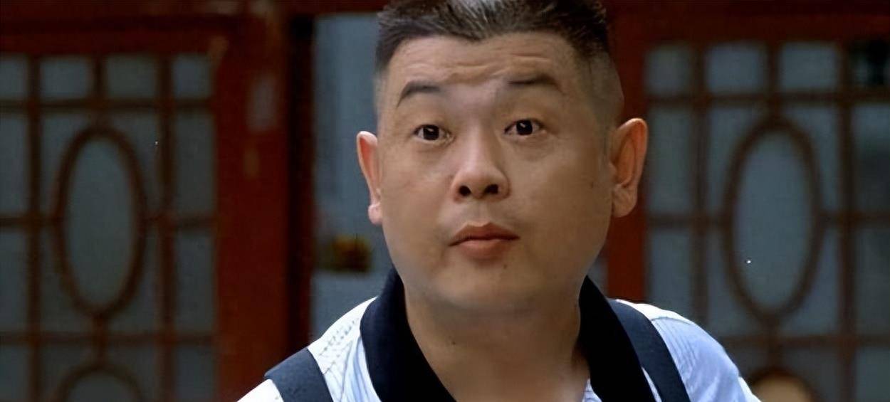 他的死让半个娱乐圈落泪,这是明星18年来最光荣的葬礼_傅彪_离开_表演