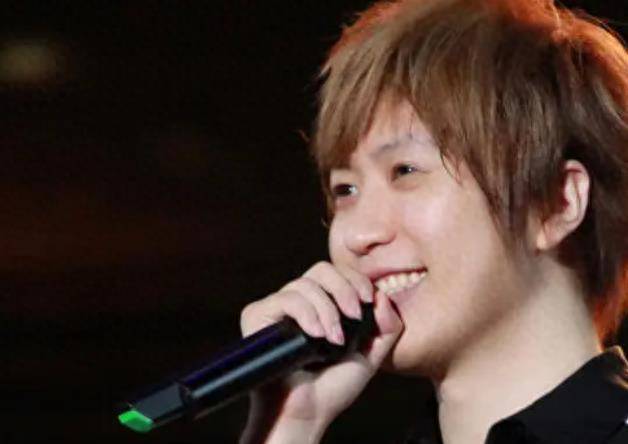 有黑道背景的7位明星:个个背景非凡,谁也惹不起,有你认识的吗_小林