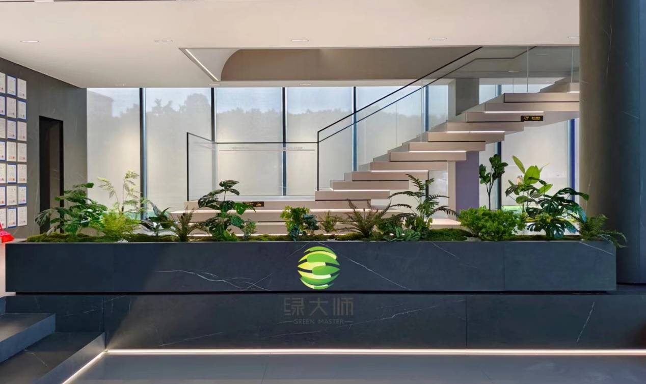 室内仿真植物造景:营造自然氛围的最佳选择