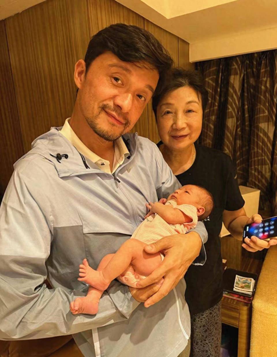 48岁谢晖混血女儿曝光!