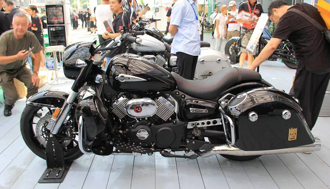 摩疆车展:价格亮眼,500~800cc级别车型震撼亮相,有你心动的吗?