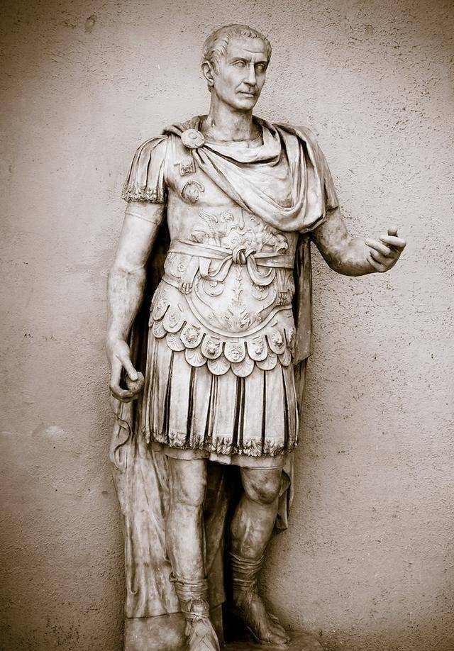 凯撒的"折鞭之战",两次未能占领不列颠,后院起火狼狈撤军_罗马帝国