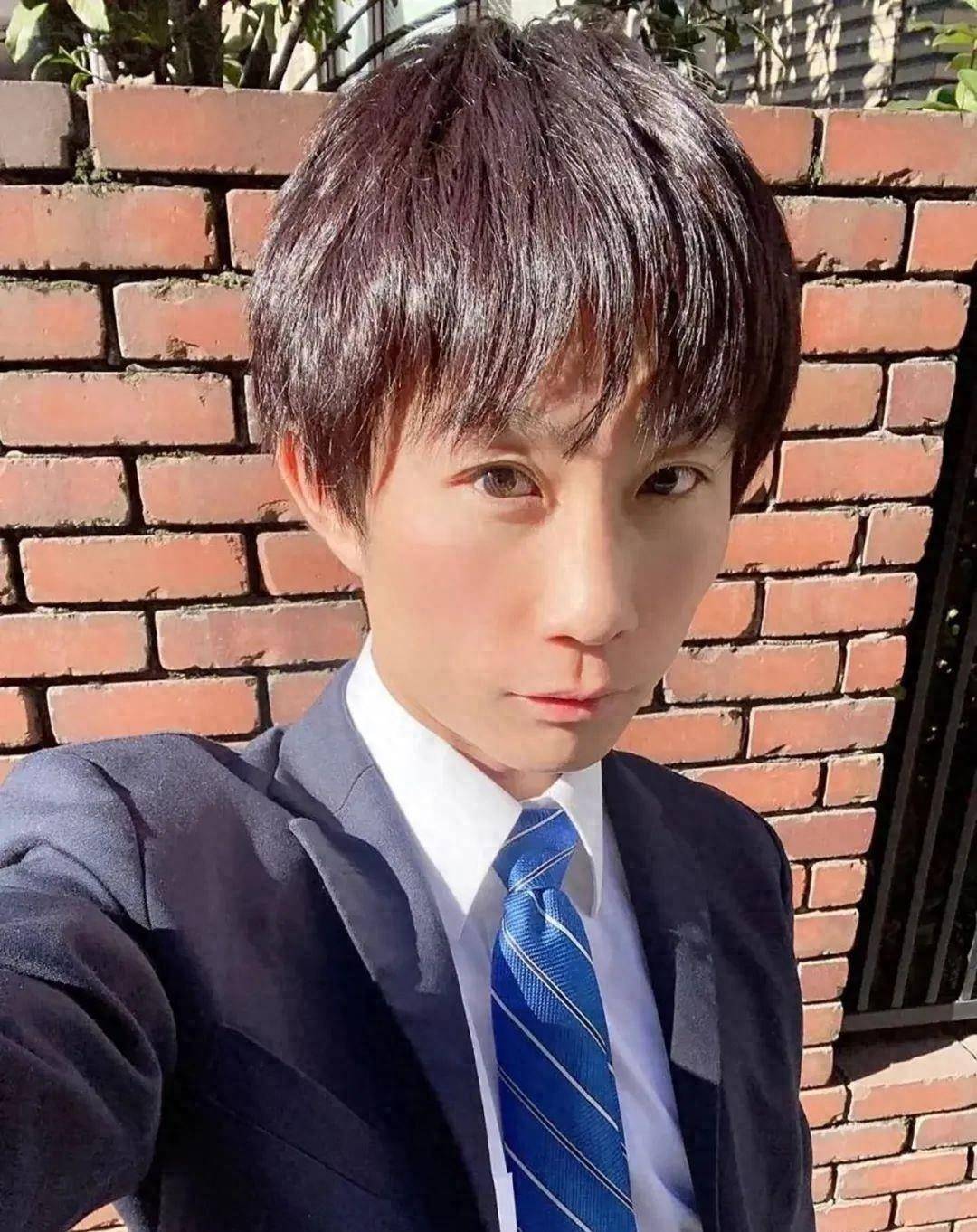 只打高端局的结城结弦,江湖人称业界"童帝" 让多少男人羡慕不已_年轻