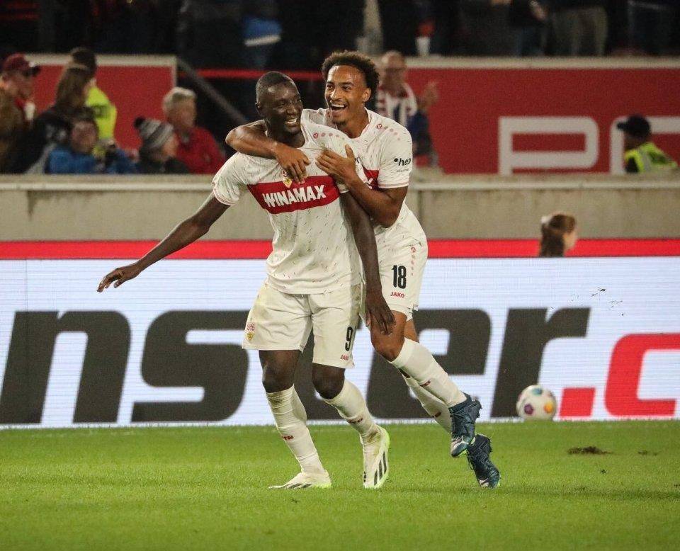 德甲又出神锋:追平莱万3年前神迹,助黑马3连胜登顶积分榜_吉拉西