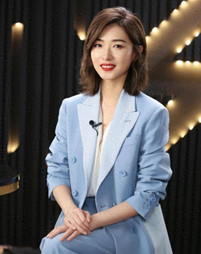 公认的演技派,出道至今零绯闻,嫁普通丈夫,5岁女儿似小大人_万茜_老公