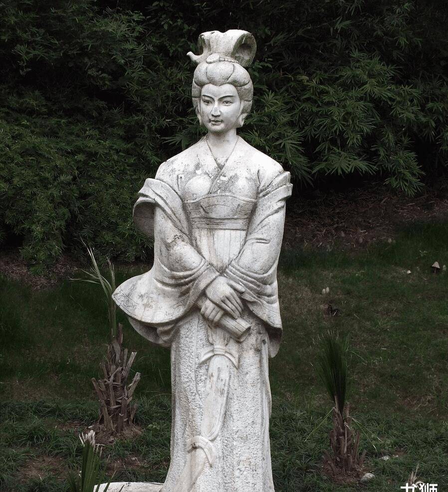 古代四大美女也有缺陷?西施脚大,杨贵妃的让人难以接受