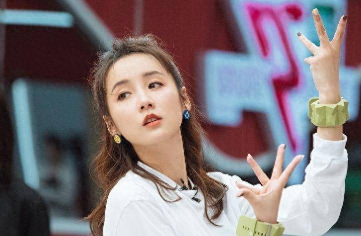 重庆这6位女明星,谁是你心目中的"紫霞仙子"_王黎雯_杨烁_演技