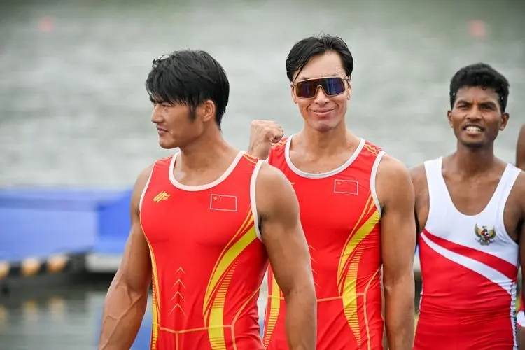 如果能够再度赢下比赛,张亮就将超越李建新4枚亚运金牌的纪录,创造