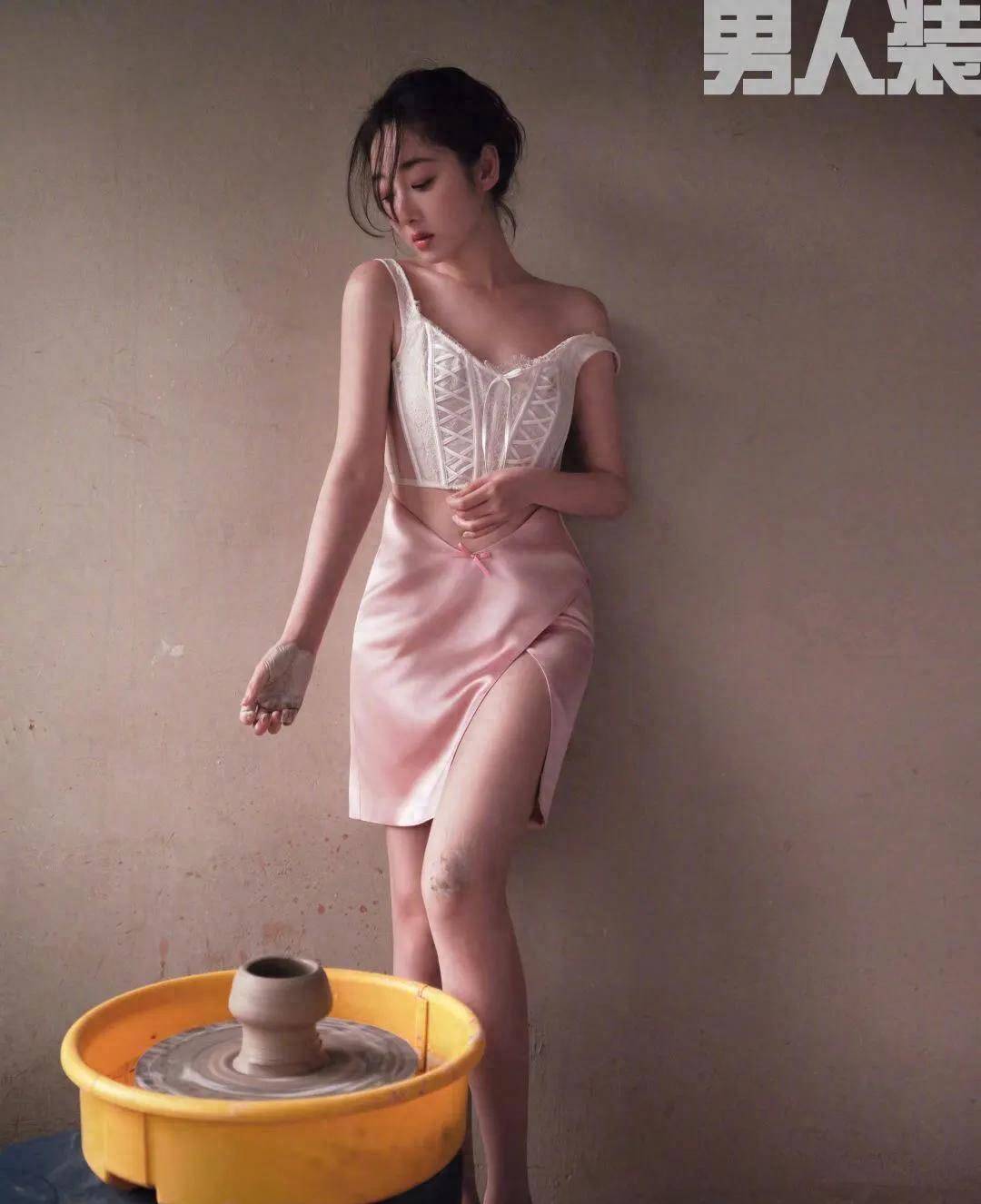 蒋梦婕男装写真中蒋梦婕迷人的眼神和温婉的个性_竹林_表情_光泽